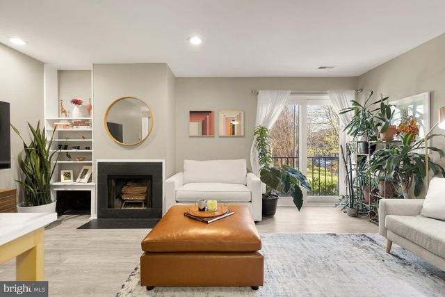 1801 Park Rd NW Apt 6, Washington, DC 20010