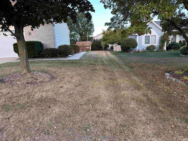 1330 Foxglove Lane, Fort Wayne, IN 46808
