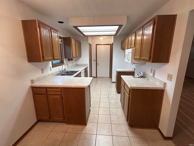 1330 Foxglove Lane, Fort Wayne, IN 46808