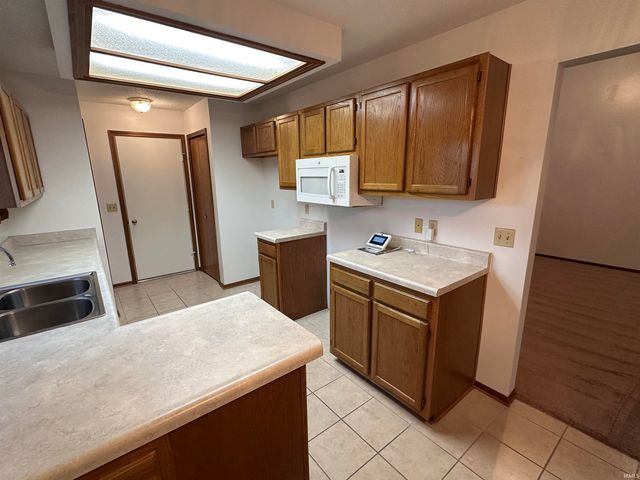 1330 Foxglove Lane, Fort Wayne, IN 46808