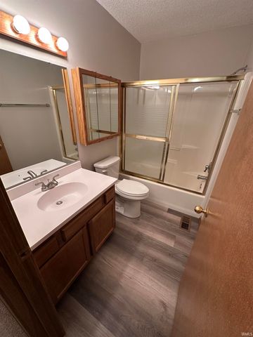 1330 Foxglove Lane, Fort Wayne, IN 46808