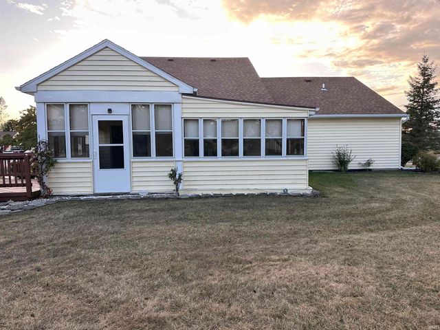 1330 Foxglove Lane, Fort Wayne, IN 46808