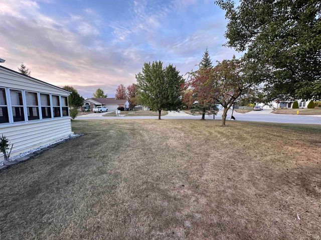 1330 Foxglove Lane, Fort Wayne, IN 46808
