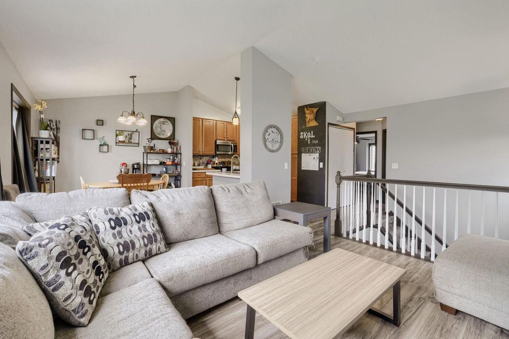 15663 Finch Avenue, Apple Valley, MN 55124 — photo 3