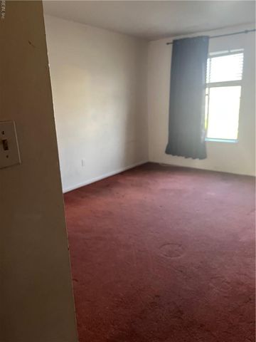 138 Eberly TER, Hampton, VA 23669