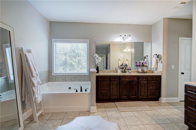 44 Berryhill Place SE, Cartersville, GA 30121