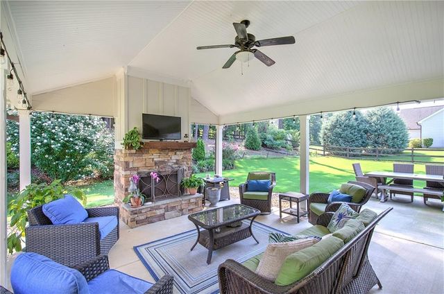 44 Berryhill Place SE, Cartersville, GA 30121