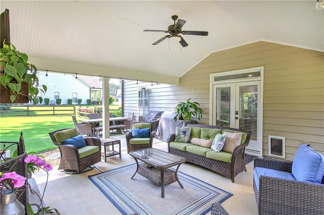 44 Berryhill Place SE, Cartersville, GA 30121