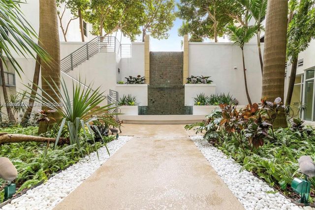 1830 Radius Dr 522, Hollywood, FL 33020