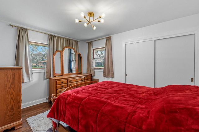 1566 Scott ROAD, Port Washington, WI 53074