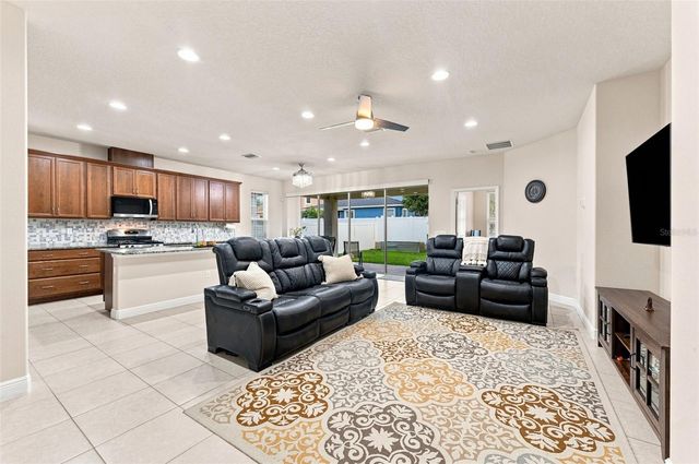 14722 ROCKY BROOK DRIVE, Tampa, FL 33625