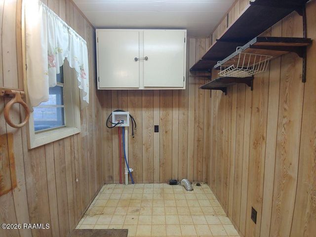 10301 Lake Peigneur Road, New Iberia, LA 70560