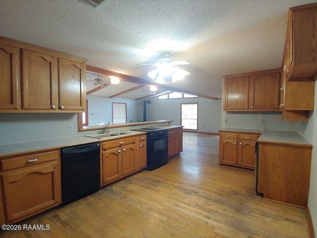 10301 Lake Peigneur Road, New Iberia, LA 70560