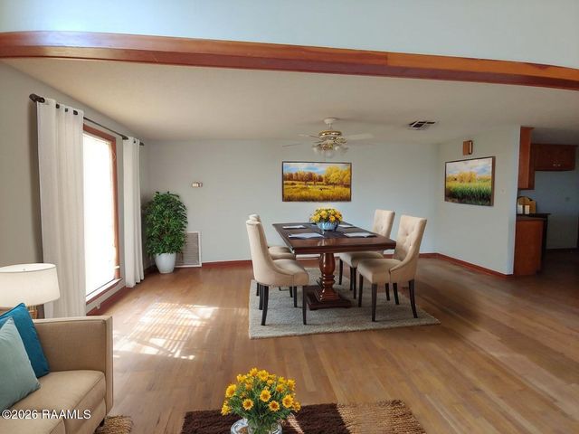 10301 Lake Peigneur Road, New Iberia, LA 70560