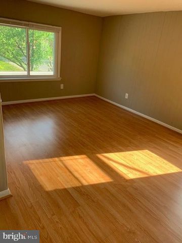 228 E NEW ST E, Glassboro, NJ 08028