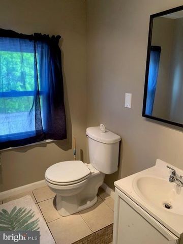 228 E NEW ST E, Glassboro, NJ 08028