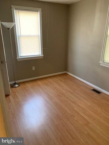 228 E NEW ST E, Glassboro, NJ 08028