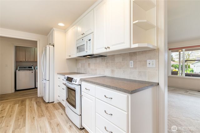 4792 N Golf Course Drive, Blaine, WA 98230