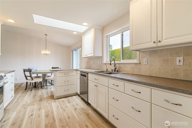 4792 N Golf Course Drive, Blaine, WA 98230