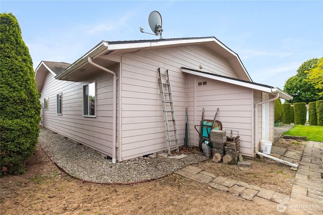 4792 N Golf Course Drive, Blaine, WA 98230