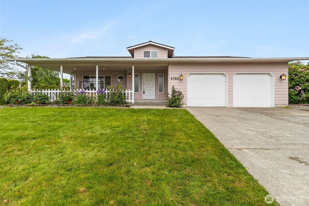 4792 N Golf Course Drive, Blaine, WA 98230