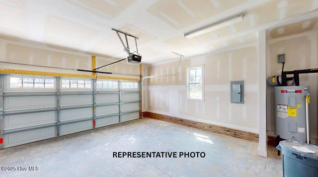 159 Spring Meadows Drive, Aberdeen, NC 28315