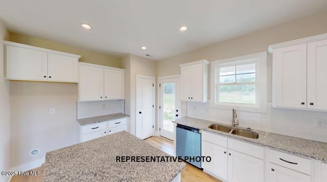 159 Spring Meadows Drive, Aberdeen, NC 28315