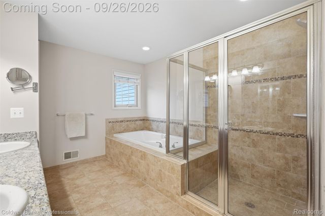 47079 Brennan Drive, Macomb Township, MI 48044