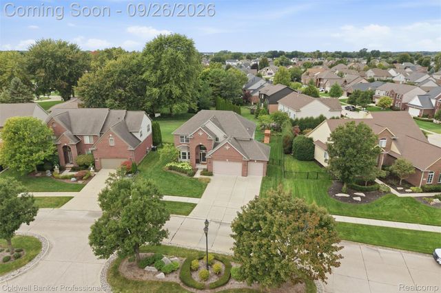 47079 Brennan Drive, Macomb Township, MI 48044