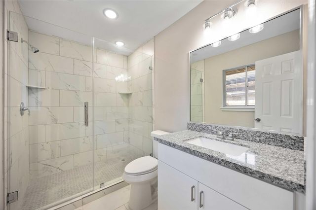 1806 Meadowview Drive, Alvin, TX 77511