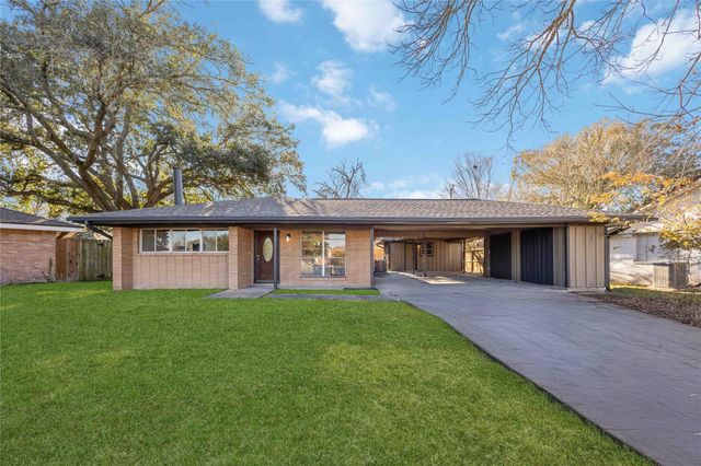 1806 Meadowview Drive, Alvin, TX 77511