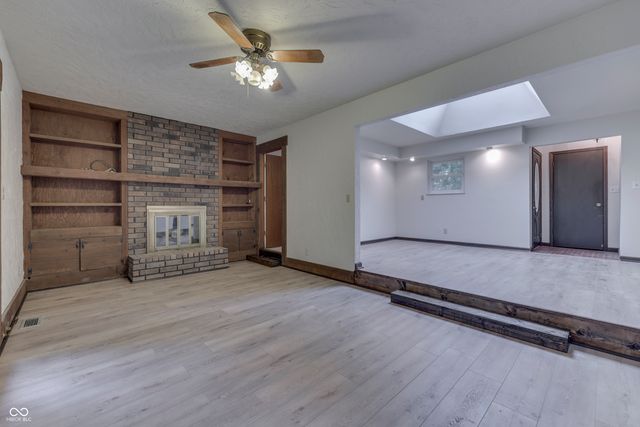 703 Hillcrest Drive, Greenwood, IN 46142