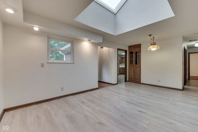 703 Hillcrest Drive, Greenwood, IN 46142