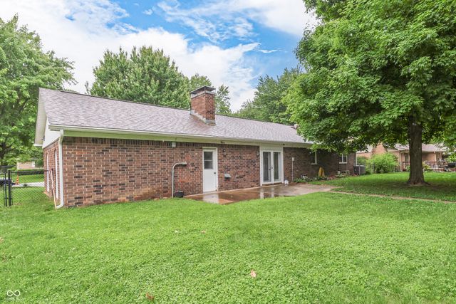 703 Hillcrest Drive, Greenwood, IN 46142