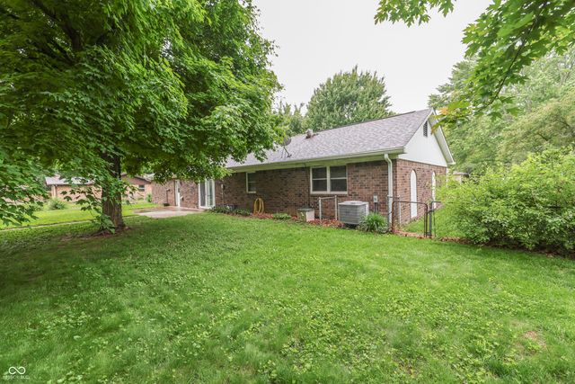 703 Hillcrest Drive, Greenwood, IN 46142