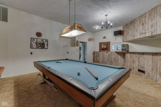 703 Hillcrest Drive, Greenwood, IN 46142