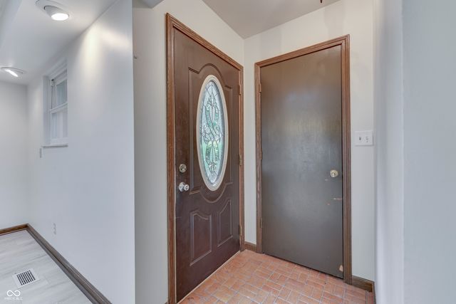 703 Hillcrest Drive, Greenwood, IN 46142