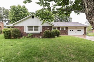 703 Hillcrest Drive, Greenwood, IN 46142