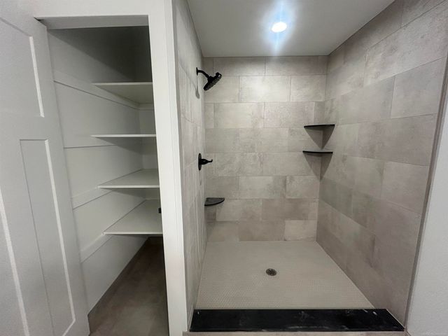 23401 29 Mile Road, Ray, MI 48096