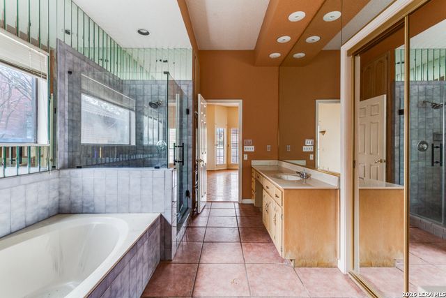 3915 Creek Point, San Antonio, TX 78230