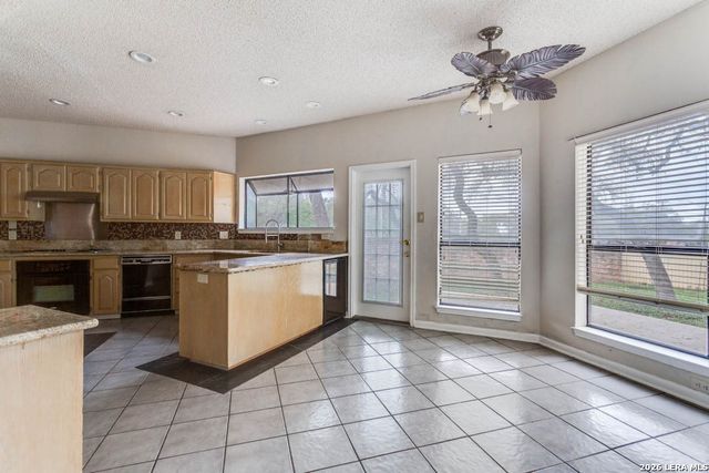 3915 Creek Point, San Antonio, TX 78230