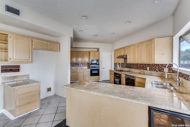 3915 Creek Point, San Antonio, TX 78230