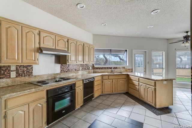 3915 Creek Point, San Antonio, TX 78230