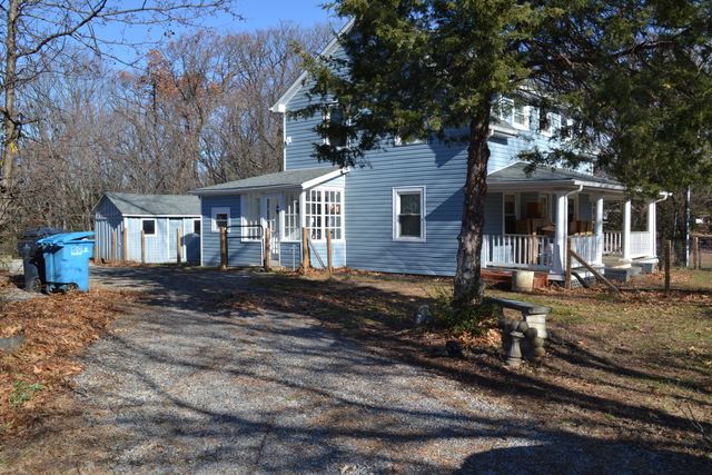 848 Gatling LN, Roanoke, VA 24017