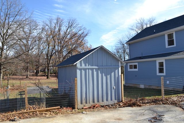 848 Gatling LN, Roanoke, VA 24017