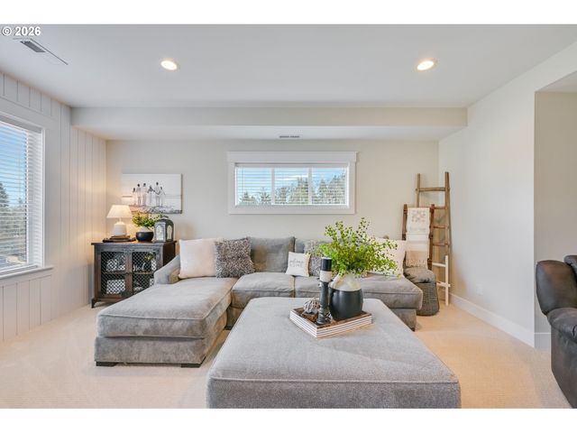 3321 FELTON St S, Salem, OR 97302