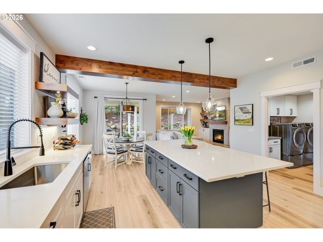 3321 FELTON St S, Salem, OR 97302