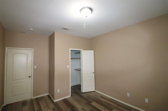 6100 Harwood Crossing Drive, Arlington, TX 76018