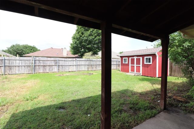 6100 Harwood Crossing Drive, Arlington, TX 76018