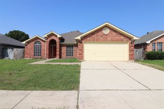 6100 Harwood Crossing Drive, Arlington, TX 76018